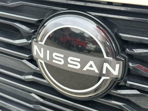 Used 2025 Nissan Altima 2.5 SV FWD image 9