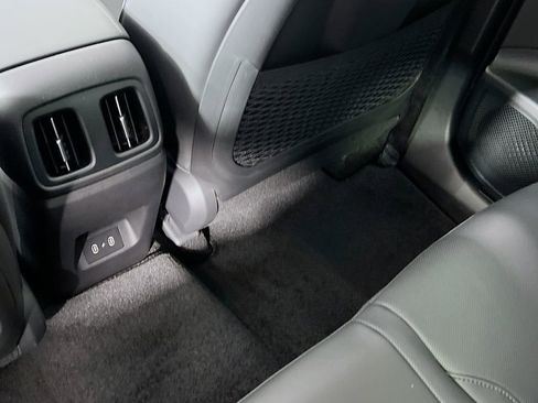 New 2026 Hyundai Tucson Limited image 25