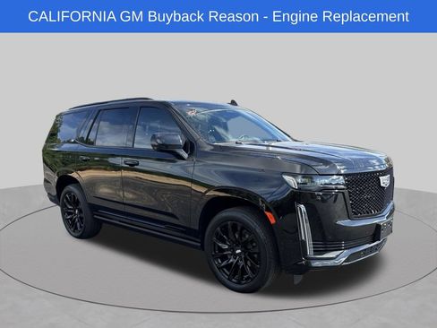 Used 2023 Cadillac Escalade Sport Platinum w/ LPO, ONYX Package AWD/4WD image 4