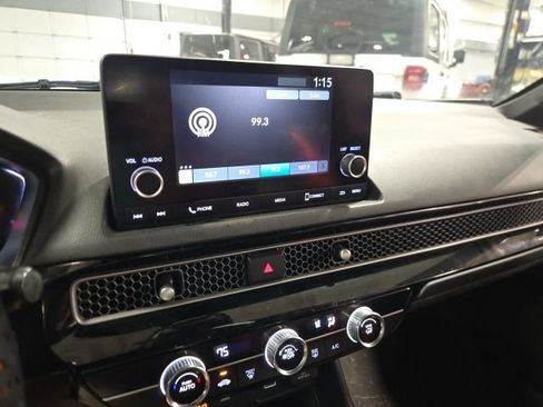 Used 2023 Honda Civic Sport image 14