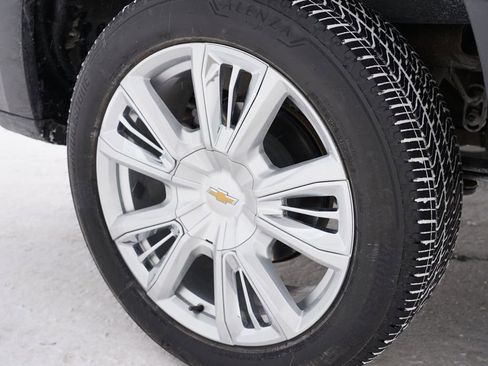 Used 2022 Chevrolet Silverado 1500 High Country w/ High Country Premium Package image 33