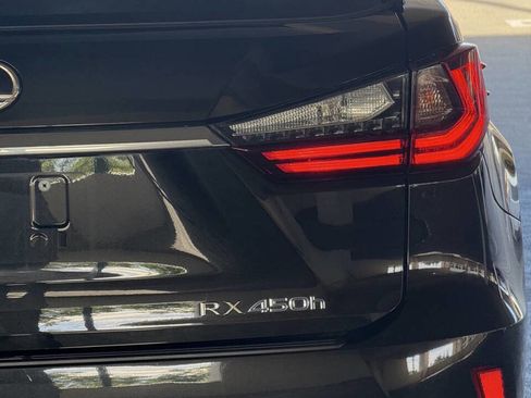 Used 2018 Lexus RX 450h AWD w/ Premium Package image 12