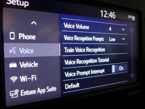 Used 2021 Toyota RAV4 XLE w/ Convenience Package FWD image 31