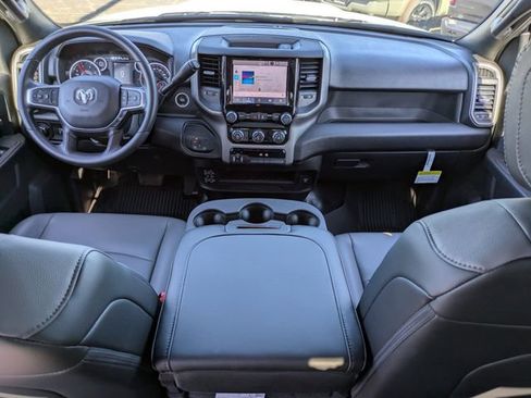 New 2026 RAM 2500 Tradesman w/ Chrome Appearance Group AWD/4WD image 15