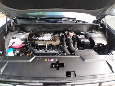 Certified 2025 Hyundai Santa Fe SEL AWD/4WD image 32