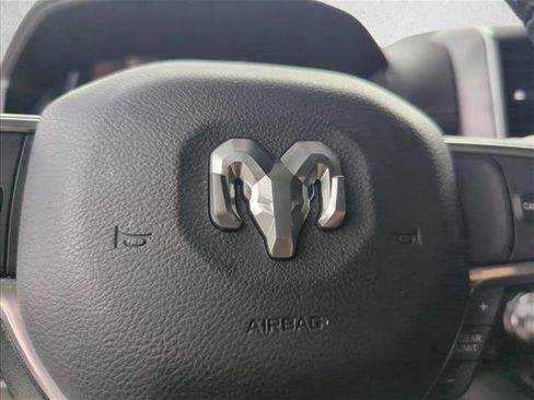 Used 2023 RAM 1500 Laramie RWD image 30