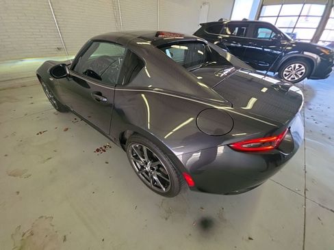 Used 2017 MAZDA MX-5 Miata RF Grand Touring RWD image 6
