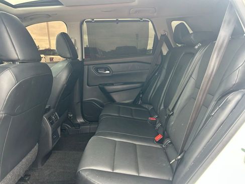 Certified 2023 Nissan Rogue SV w/ SV Premium B Package FWD image 16