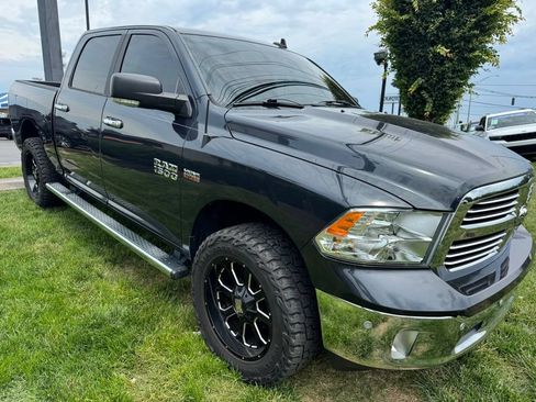 Used 2017 RAM 1500 Big Horn AWD/4WD image 9