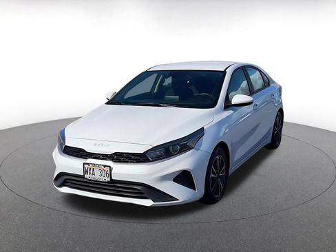 Used 2024 Kia Forte LXS FWD image 6