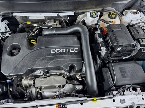 Used 2022 GMC Terrain AT4 w/ Infotainment Package II image 44