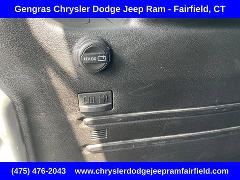 Certified 2025 Jeep Wrangler Unlimited Sahara w/ Safety Group AWD/4WD image 32
