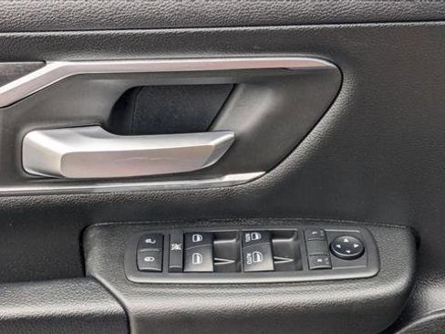 Used 2019 RAM 1500 Big Horn AWD/4WD image 12