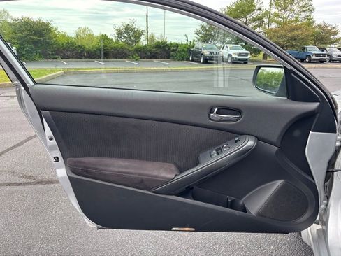 Used 2012 Nissan Altima 2.5 S w/ Convenience Pkg FWD image 10