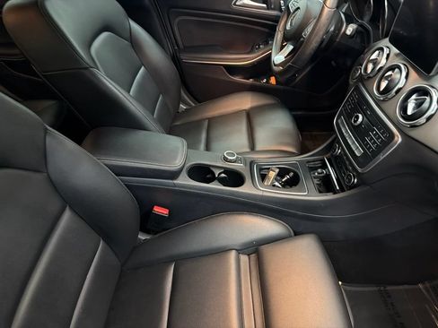 Certified 2018 Mercedes-Benz GLA 250 image 29