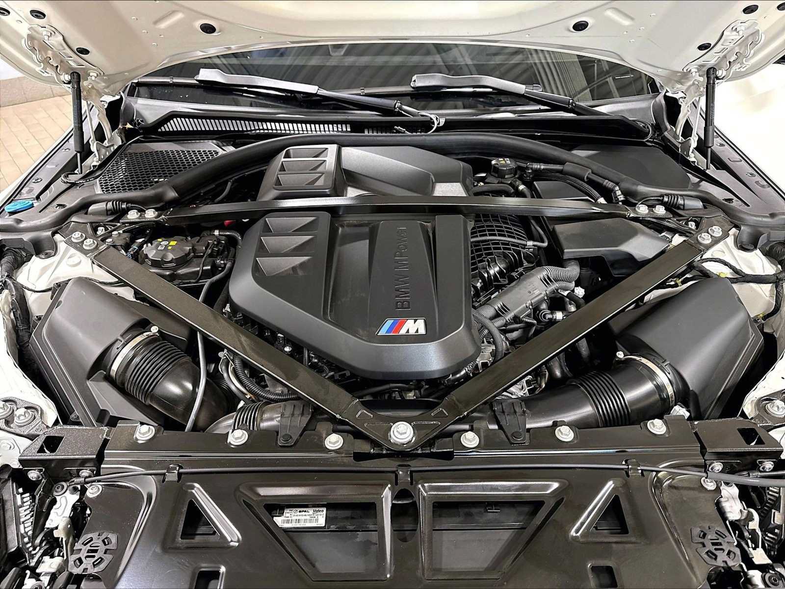 Used 2026 BMW M3 Competition w/ M Carbon Exterior Package AWD/4WD image 37
