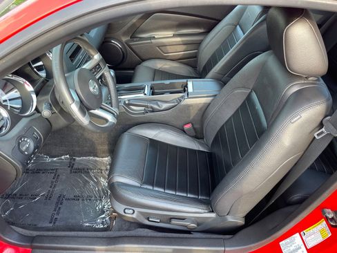Used 2011 Ford Mustang GT Premium w/ 402A Rapid Spec Order Code RWD image 22