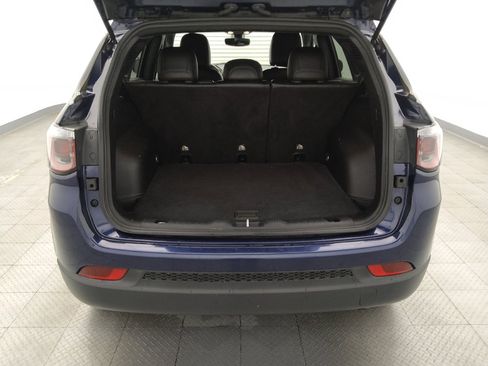 Used 2021 Jeep Compass Latitude FWD image 29