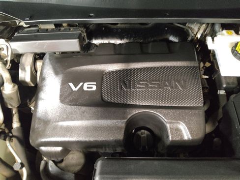 Used 2019 Nissan Pathfinder Platinum image 30