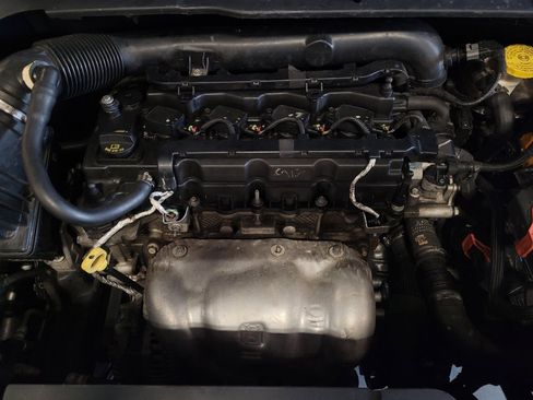 Used 2020 Jeep Compass Limited FWD image 30