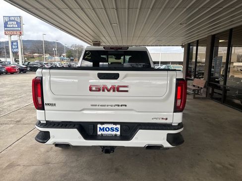 Used 2022 GMC Sierra 1500 AT4 w/ AT4 Premium Package image 5
