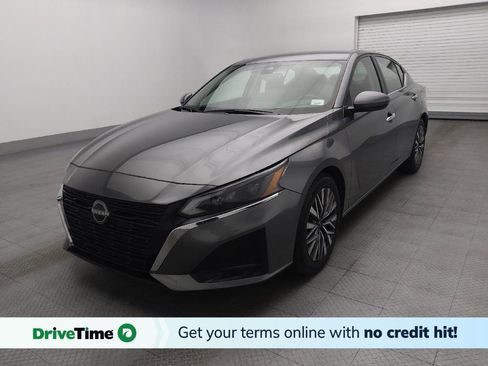 Used 2023 Nissan Altima 2.5 SV image 1