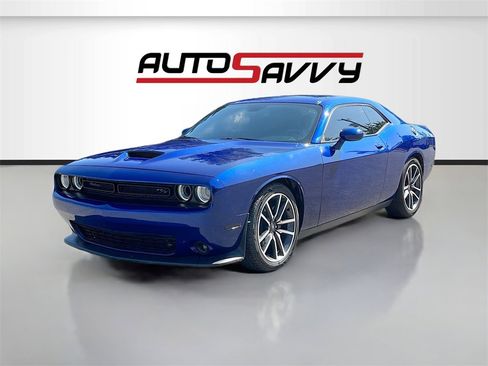 Used 2021 Dodge Challenger R/T w/ Blacktop Package image 3