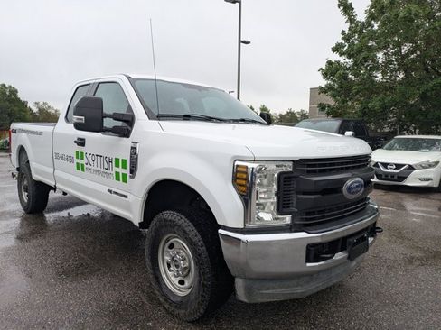 Used 2018 Ford F350 XL w/ Power Equipment Group AWD/4WD image 3