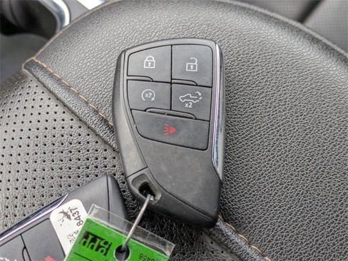 Used 2023 Chevrolet Silverado 1500 High Country w/ Technology Package image 34