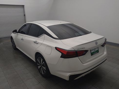 Used 2021 Nissan Altima 2.5 SV FWD image 5