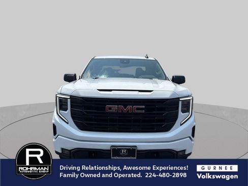Used 2023 GMC Sierra 1500 Elevation AWD/4WD image 3