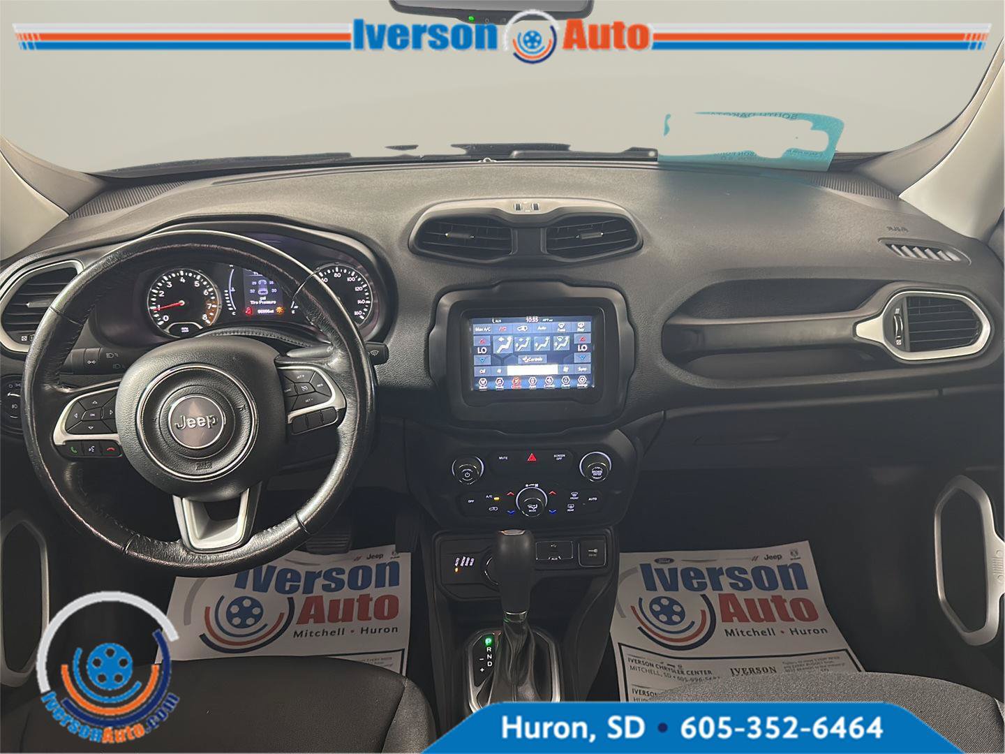 Used 2018 Jeep Renegade Latitude w/ Cold Weather Group AWD/4WD image 27