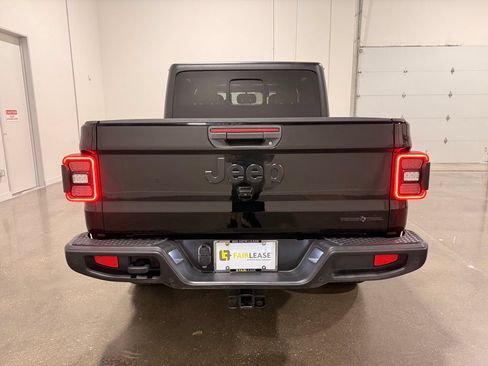 Used 2021 Jeep Gladiator Sport AWD/4WD image 6
