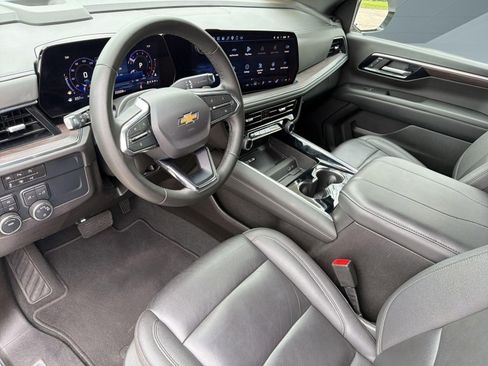 Certified 2025 Chevrolet Tahoe LT AWD/4WD image 4