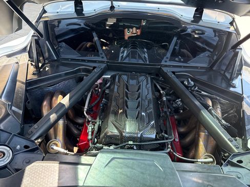 Used 2020 Chevrolet Corvette Stingray Preferred Cpe w/ 2LT Preferred Equipment Group RWD image 5