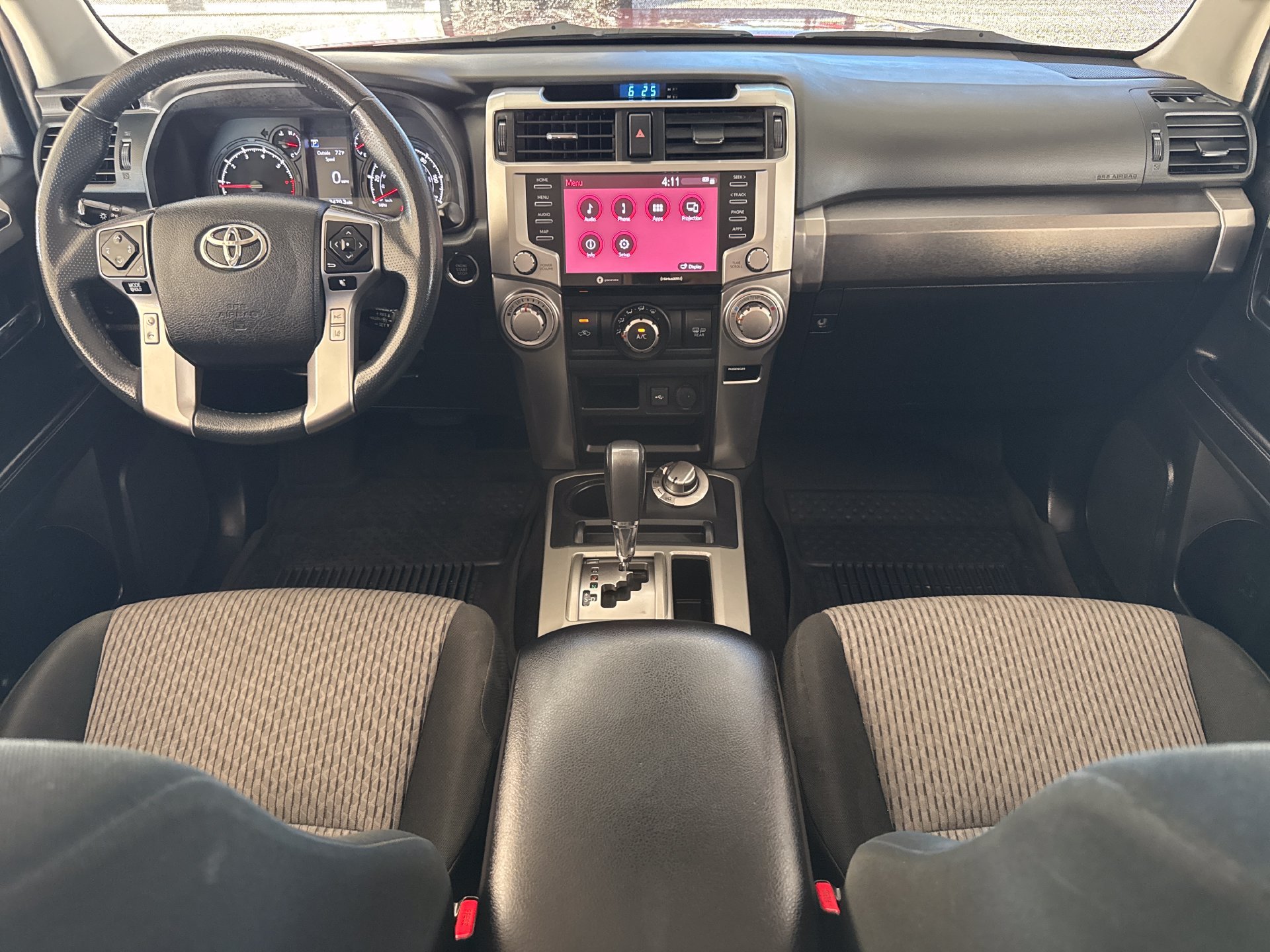 Used 2021 Toyota 4Runner SR5 AWD/4WD image 14
