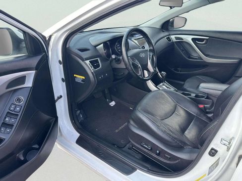 Used 2013 Hyundai Elantra Limited w/ Technology Pkg FWD image 10