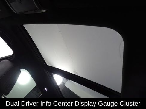 Used 2022 Cadillac XT5 Premium Luxury image 10