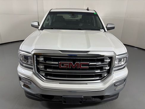 Used 2018 GMC Sierra 1500 SLT w/ SLT Premium Package image 3