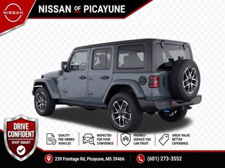 Used 2024 Jeep Wrangler Unlimited AWD/4WD video 3