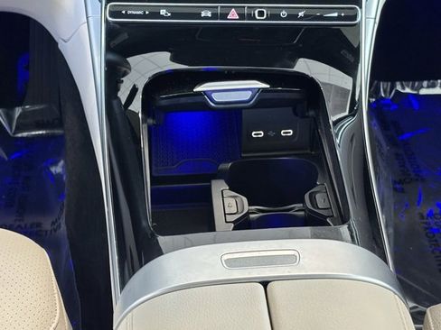 Certified 2025 Mercedes-Benz C 300 Sedan image 33