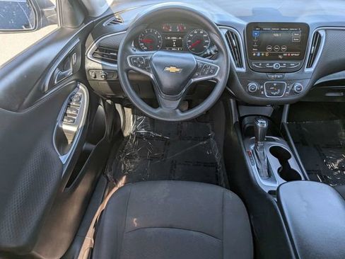 Used 2020 Chevrolet Malibu LS image 14