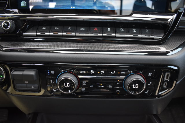 Used 2026 Chevrolet Silverado 1500 ZR2 AWD/4WD image 19