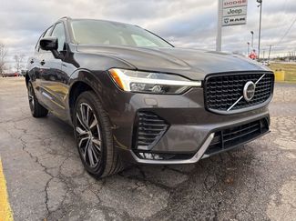Used 2025 Volvo XC60 B5 Plus video 2