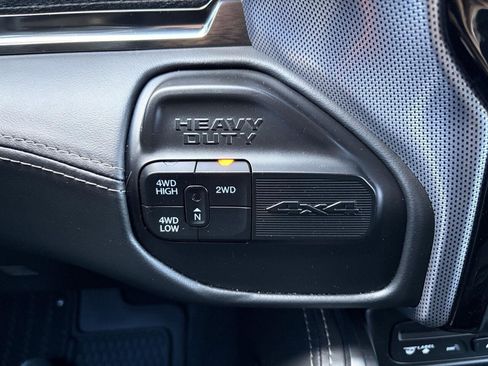 Used 2019 RAM 2500 Limited image 25