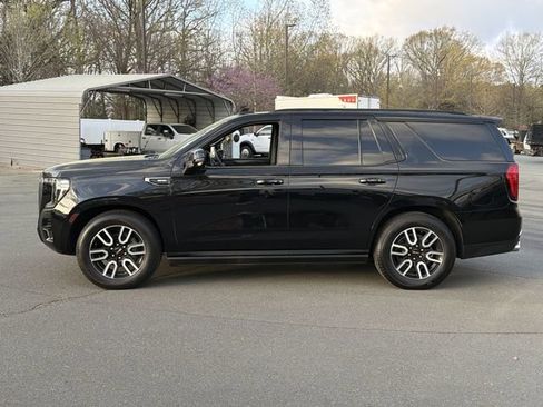 Used 2023 GMC Yukon AT4 w/ AT4 Premium Plus Package image 10
