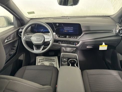 New 2026 Chevrolet Equinox LT w/ Midnight Edition FWD image 22