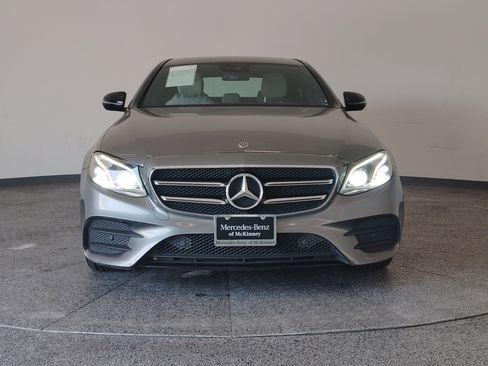 Used 2018 Mercedes-Benz E 300 4MATIC image 5
