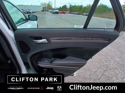 Used 2023 Chrysler 300 Touring L w/ Popular Equipment Group AWD/4WD image 14