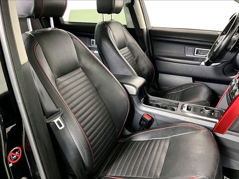 Used 2018 Land Rover Discovery Sport HSE image 7